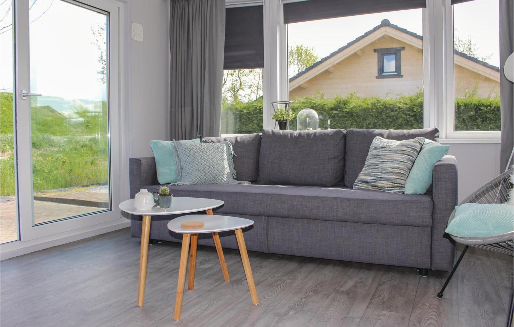 Beautiful Home In Sint-Annaland With Kitchen Екстериор снимка